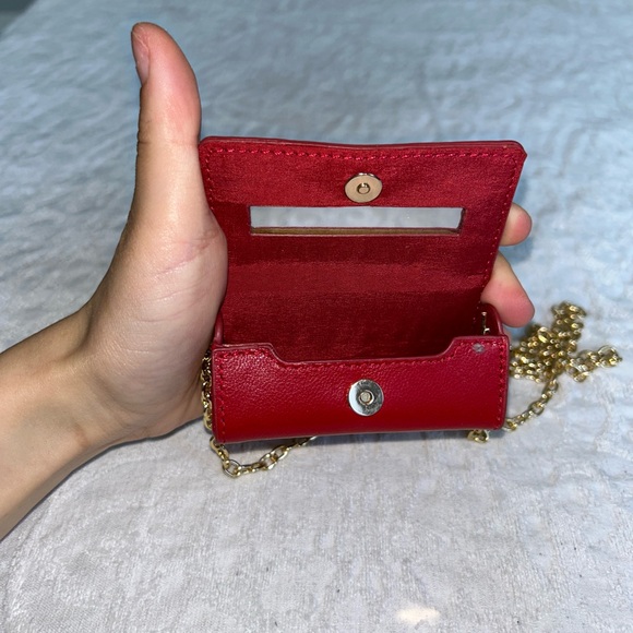 TINY RED PURSE - Picture 2 of 2